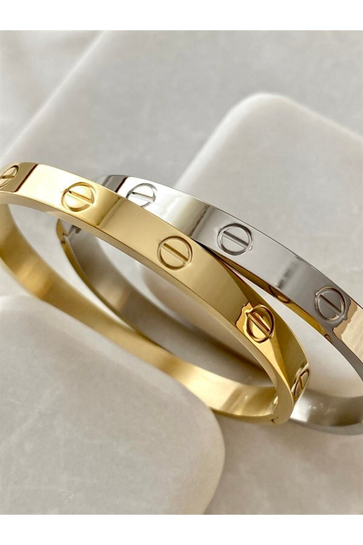 Deal of 2 Cartier Handcuffs