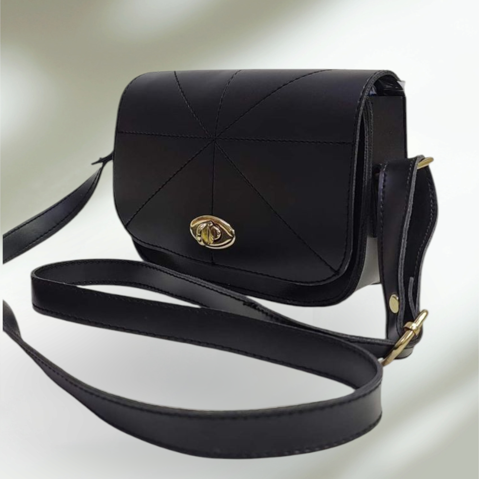 Mini Muse - Black